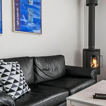 1460-aakirkeby-holsteroddevej-3 *