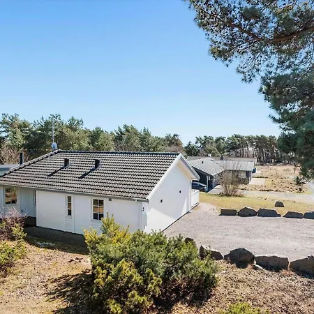 1460-aakirkeby-holsteroddevej-3 *